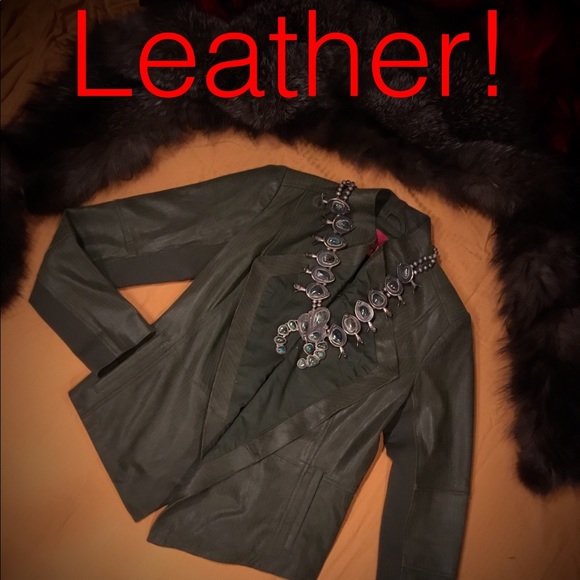 Gorgeous Leather Blazer !  Like new! - Picture 1 of 6